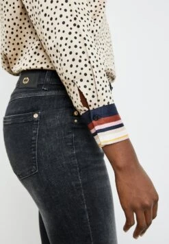 Gerry Weber Lang 5-Pocket Best Me- Slim Fit Jeans - Black Denim Mit Use -Gerry Weber 08b874cb7fd041c9bab9ef9be17ea86f