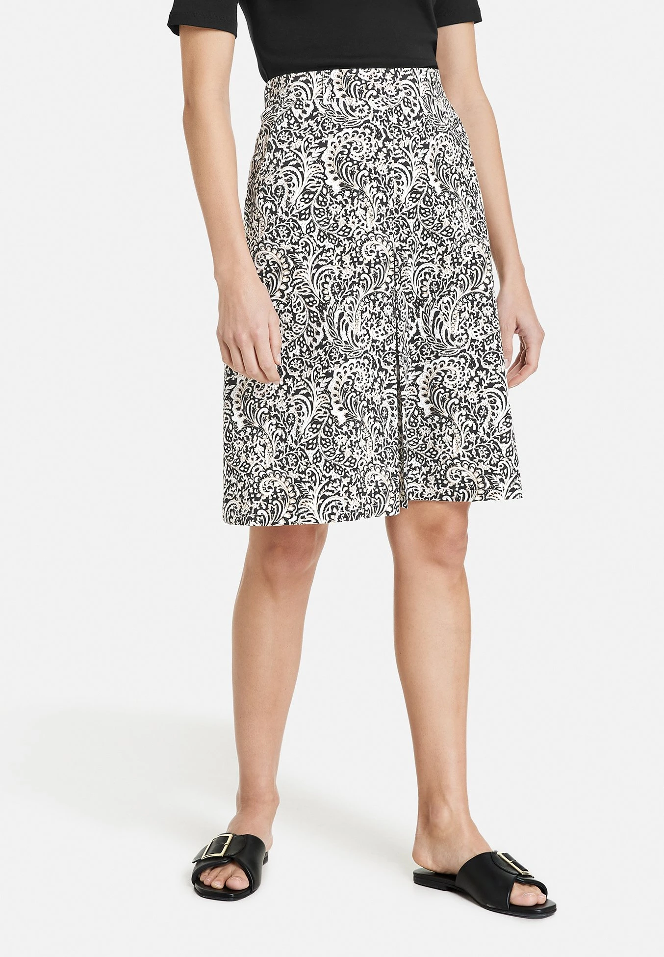 Gemusterter Mit Kellerfalte - A-Lijn Rok - Schwarz Ecru Weiss Druck 1 Gemusterter Mit Kellerfalte - A-Lijn Rok - Schwarz Ecru Weiss Druck