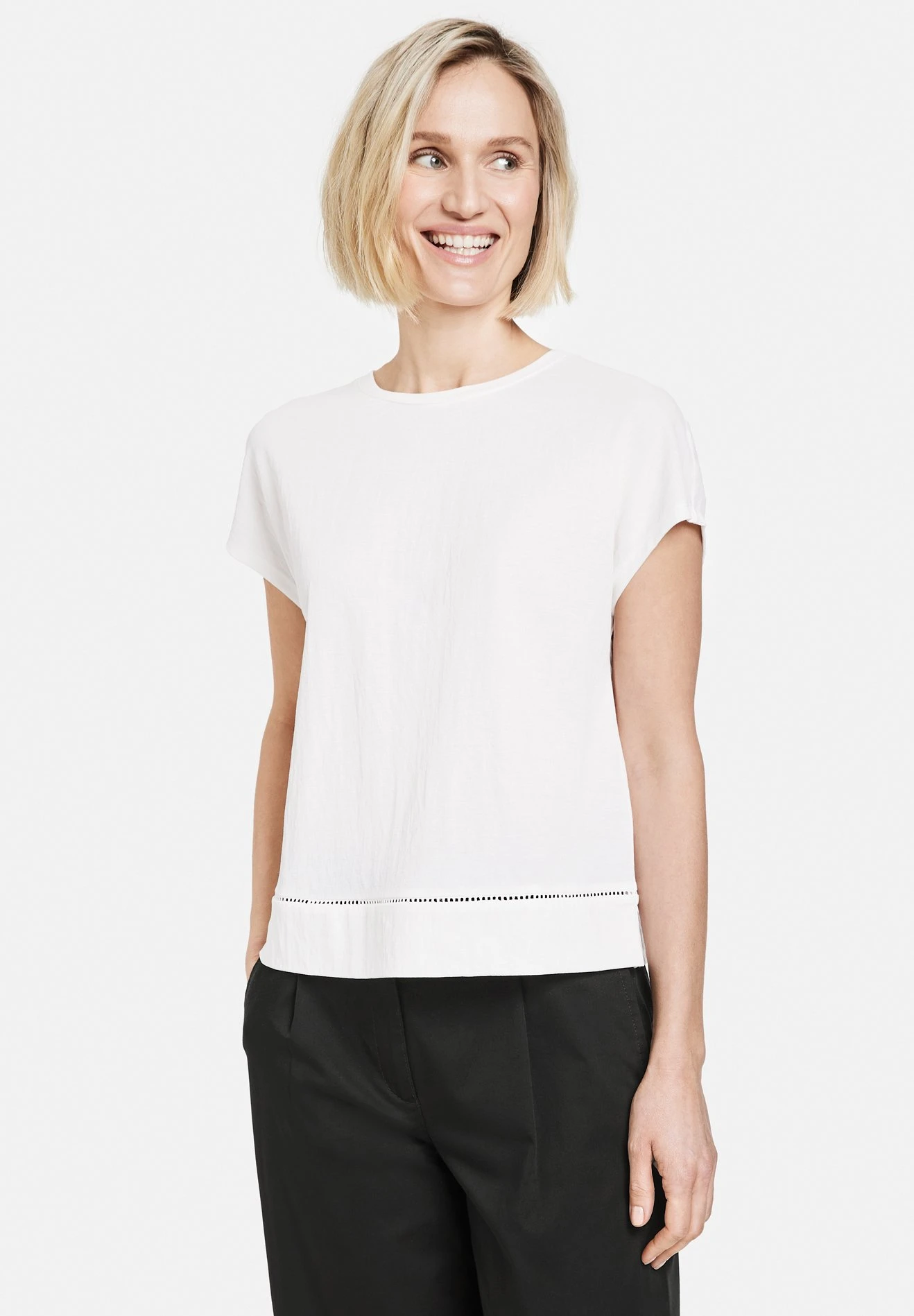 1/2 Arm - Blouse - Off White 1 1/2 Arm - Blouse - Off White