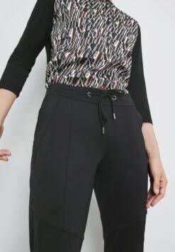 Gerry Weber Verkürzt Jog Mit Gesteppten Teilu - Trainingsbroek - Schwarz -Gerry Weber 7d8cd6e7db7b4783900831b501f9f1ae