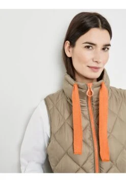 Gerry Weber Lang Mit Farblichem Akzent - Bodywarmer - Khaki -Gerry Weber 94c0cd97b319493a80e900b9bbb1c533
