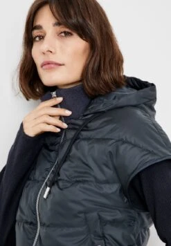 Gerry Weber Mit Abnehmbarer Kapuze - Bodywarmer - Navy 10 Gerry Weber Mit Abnehmbarer Kapuze - Bodywarmer - Navy -Gerry Weber 996eccec0c11443cb4438a80ae297c2e