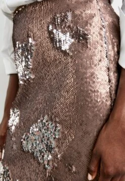 Gerry Weber Mit Pailletten - Kokerrok - SandSilber -Gerry Weber adb84d4eb76a48c3acde0a47940915f8