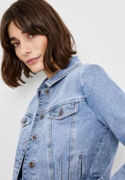 Gerry Weber Langarm GefüttertMit Washed-Out-E - Spijkerjas - Blue Denim Mit Use 7 Gerry Weber Langarm GefüttertMit Washed-Out-E - Spijkerjas - Blue Denim Mit Use -Gerry Weber c302e3f7f5bc473a8c7612798068d9c5