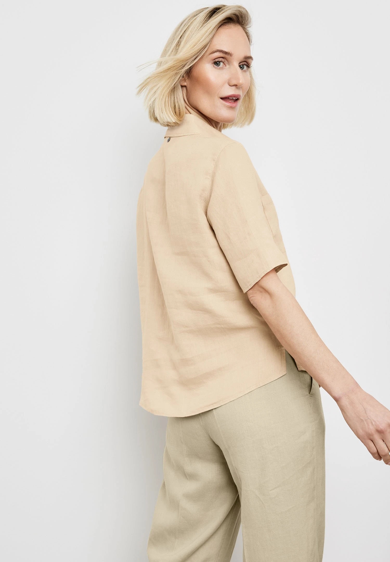 Gerry Weber Kurzarm Halbarm - Overhemdblouse - Sand 2 Gerry Weber Kurzarm Halbarm - Overhemdblouse - Sand - Afbeelding 2